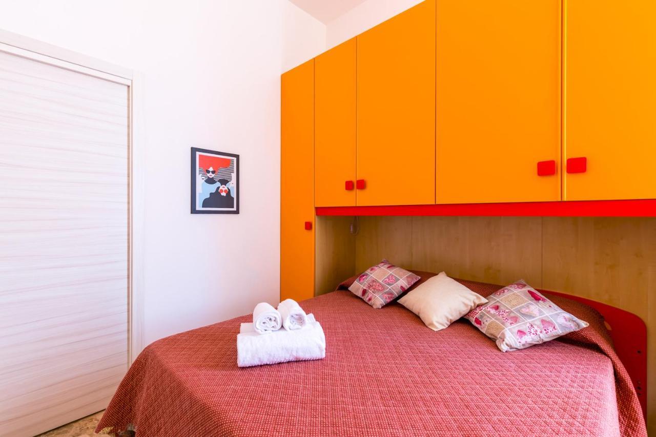 Rione Emanuele III - 4 Bedroom Apartment Неаполь Экстерьер фото