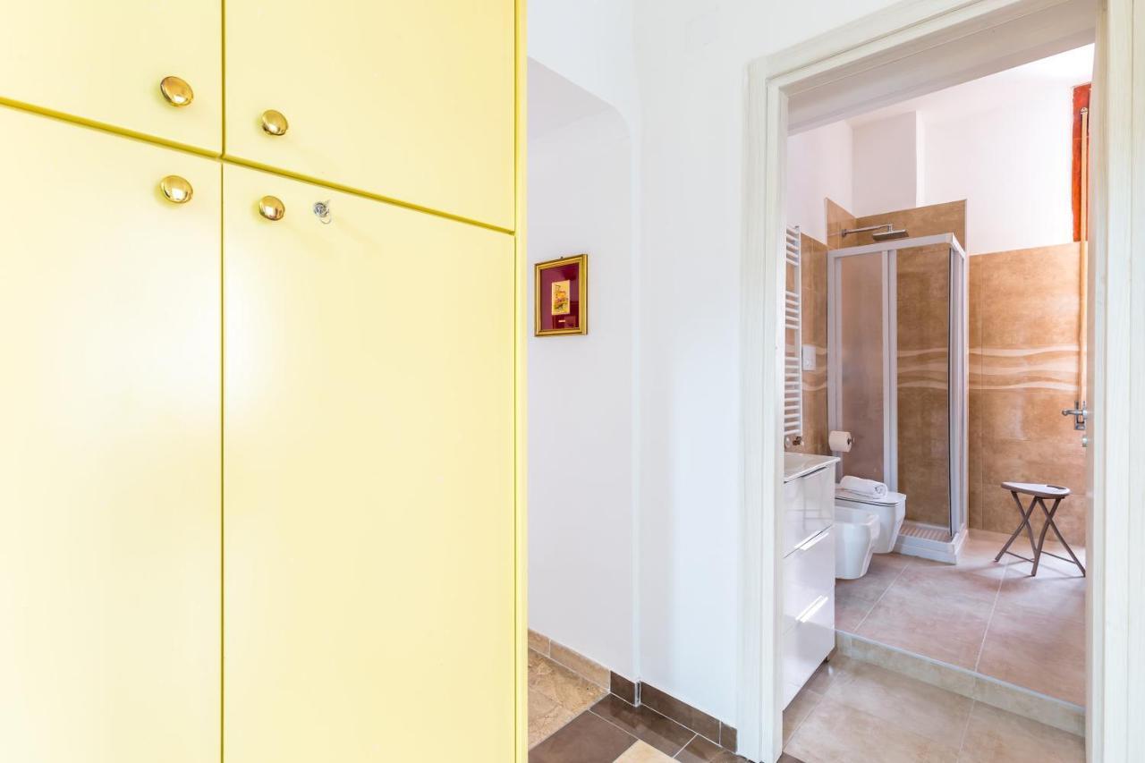 Rione Emanuele III - 4 Bedroom Apartment Неаполь Экстерьер фото