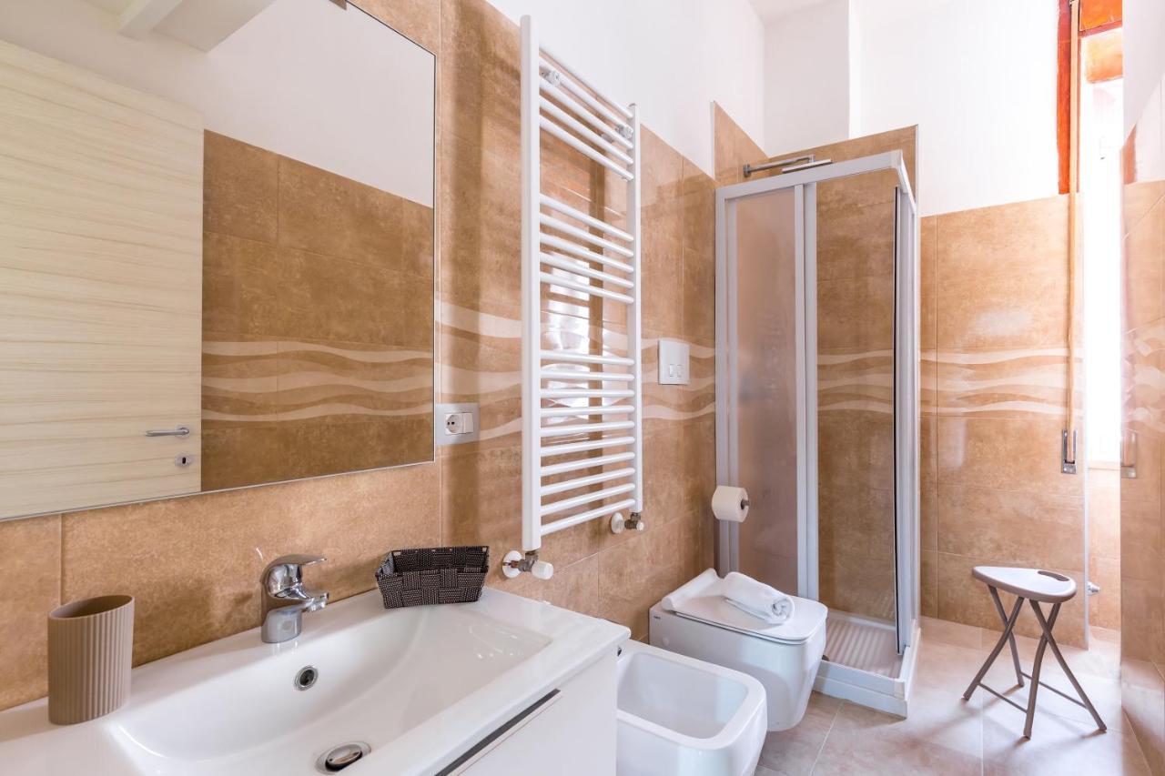 Rione Emanuele III - 4 Bedroom Apartment Неаполь Экстерьер фото